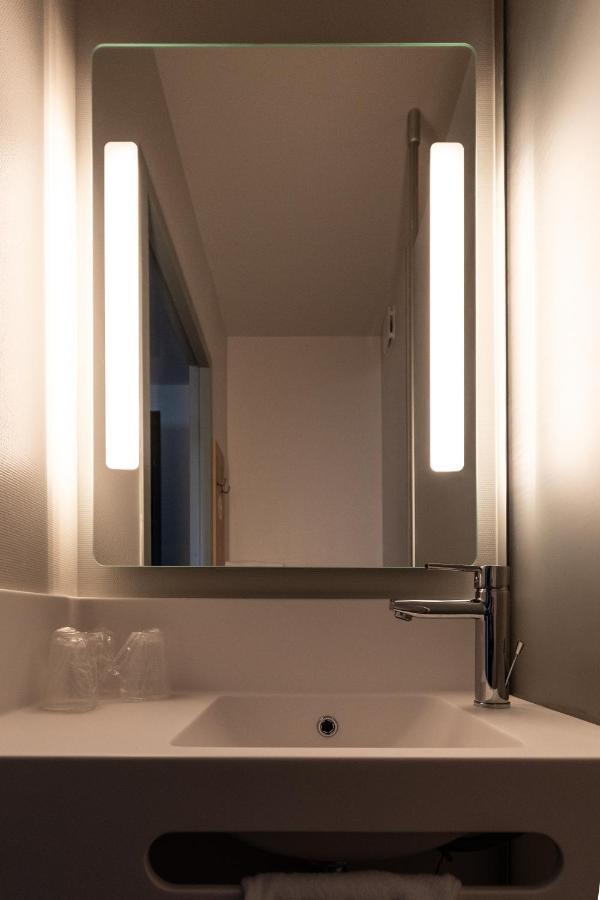 B&B Hotel Troyes Magasins D'Usine Lavau  Bagian luar foto